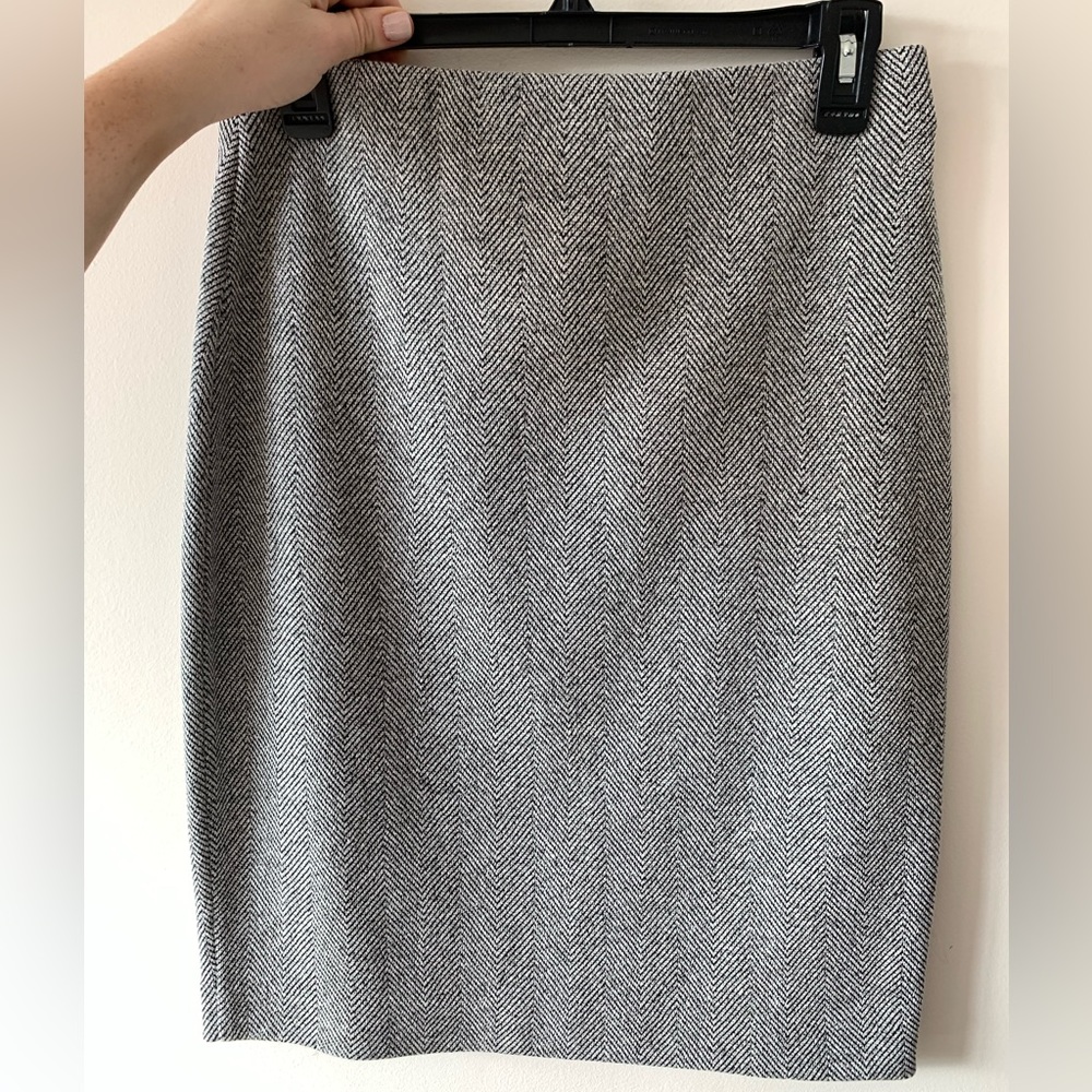 Ann Taylor Grey Pencil Skirt